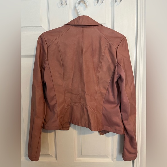 Dynamite leather jacket. In great condition, barely worn - Picture 3 of 3
